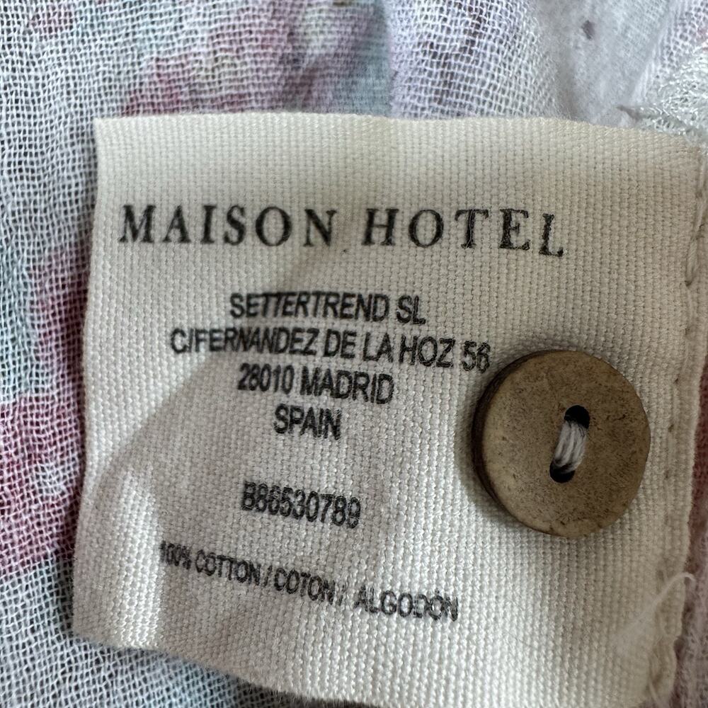 Read Description** Maison Hotel The Giorgia Blouse in Candy Roses Size M Cotton - Picture 8 of 13